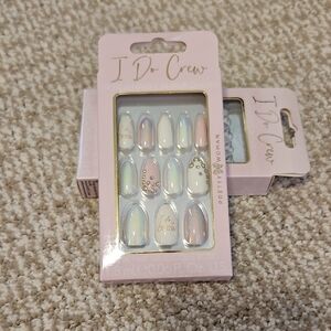 I Do Crew Pretti Woman Nail Set